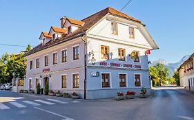 Guest House Pri Cesarju